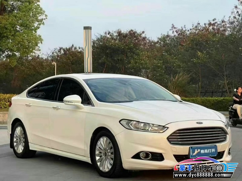 15年福特蒙迪欧轿车抵押车出售