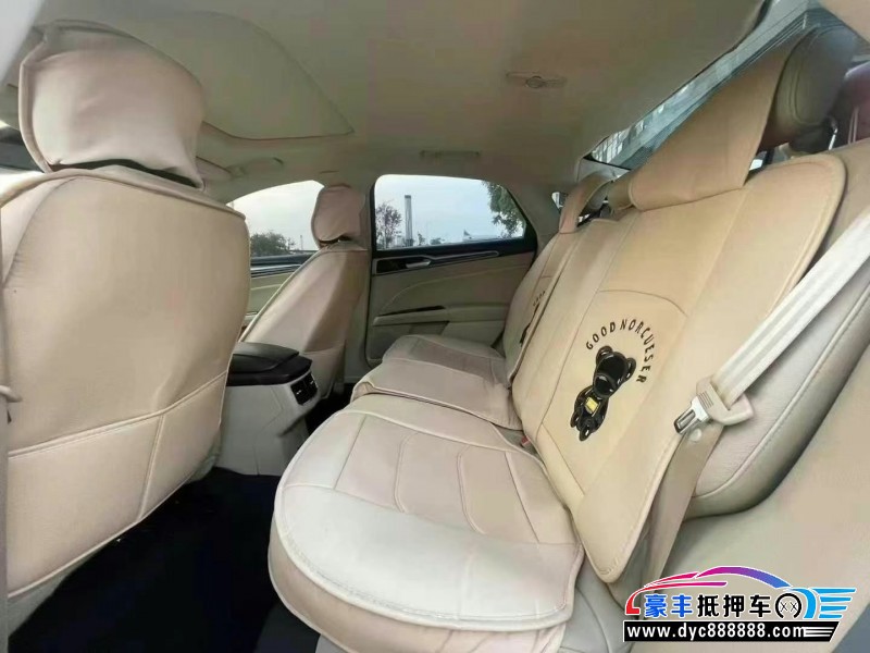 15年福特蒙迪欧轿车抵押车出售