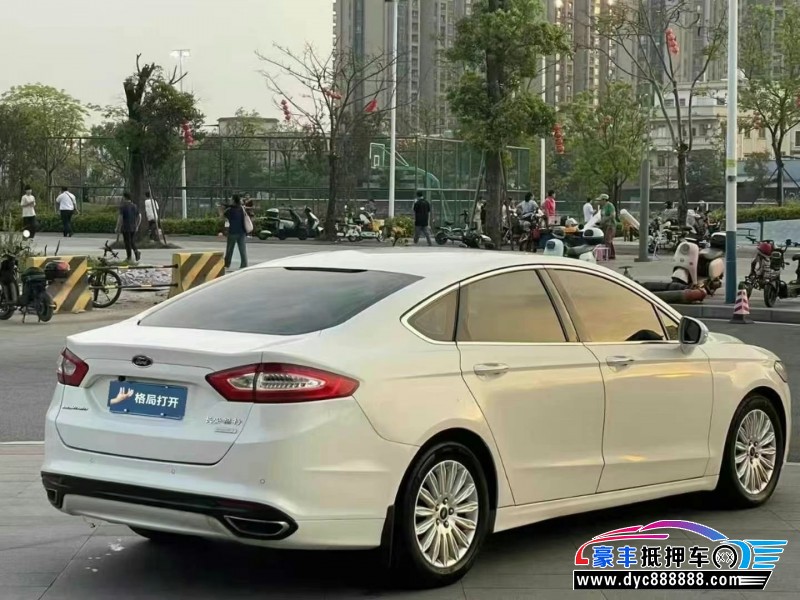 15年福特蒙迪欧轿车抵押车出售