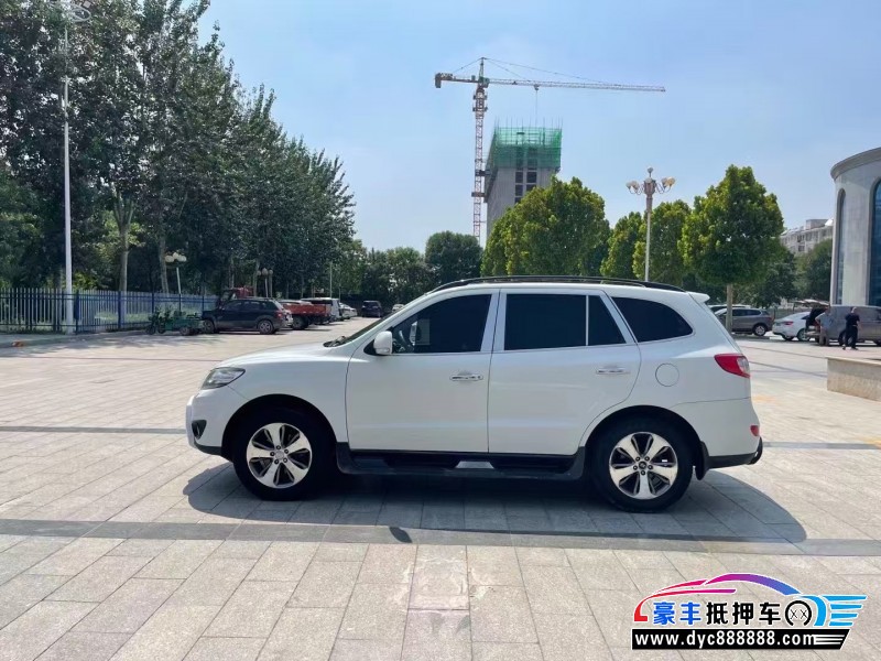 12年现代圣达菲轿车抵押车出售