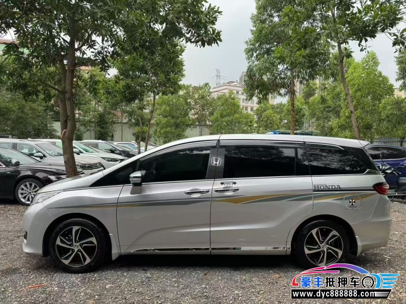 15年本田奥德赛轿车抵押车出售