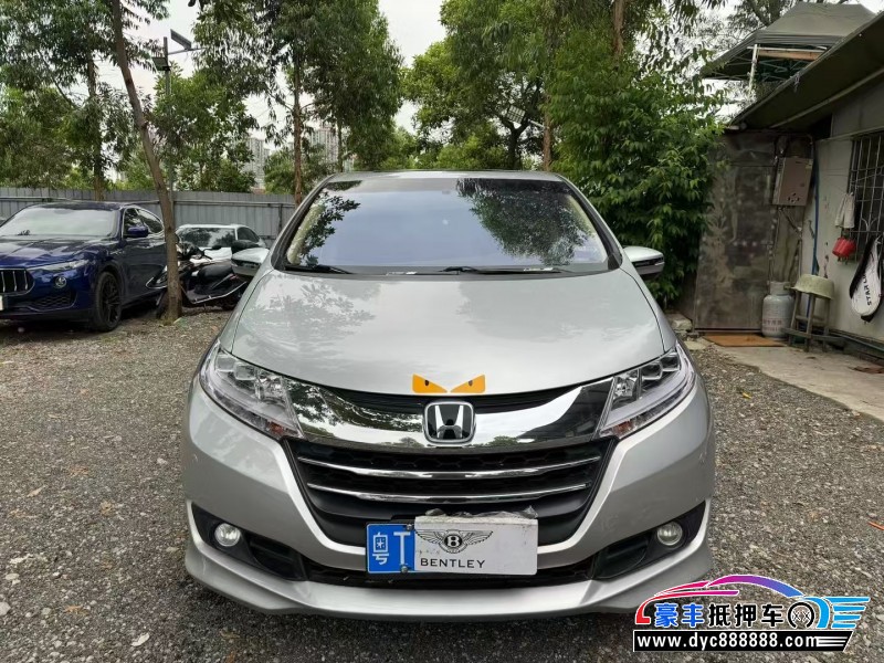 15年本田奥德赛轿车抵押车出售