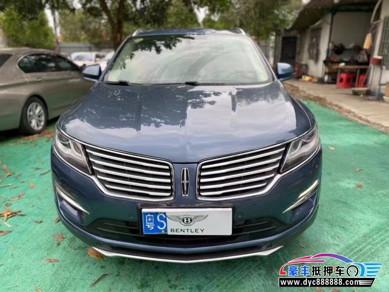 18年林肯MKC轿车抵押车出售