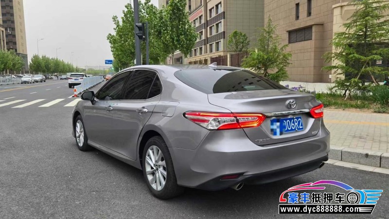 21年丰田凯美瑞轿车抵押车出售