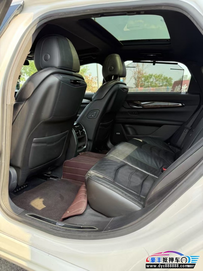 17年凯迪拉克CT6轿车抵押车出售