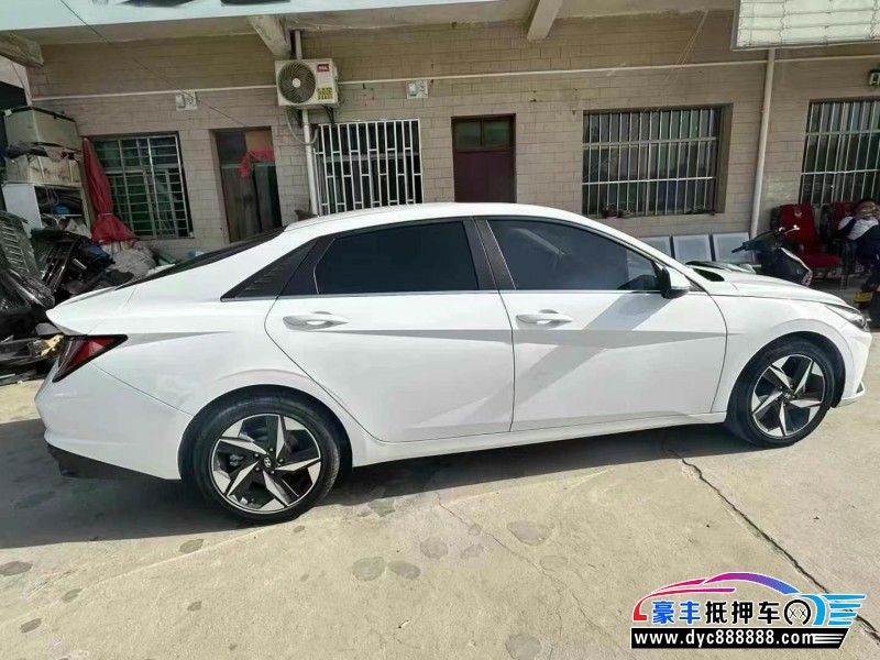 22年现代伊兰特轿车抵押车出售