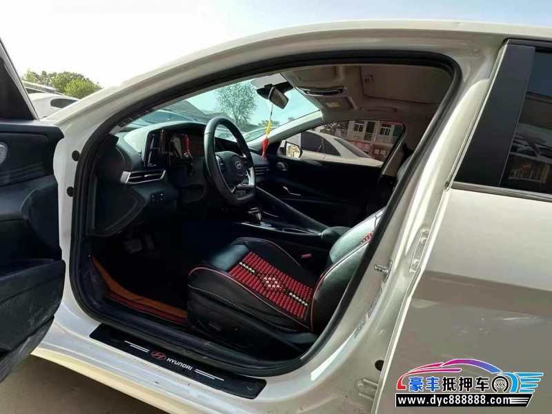 22年现代伊兰特轿车抵押车出售