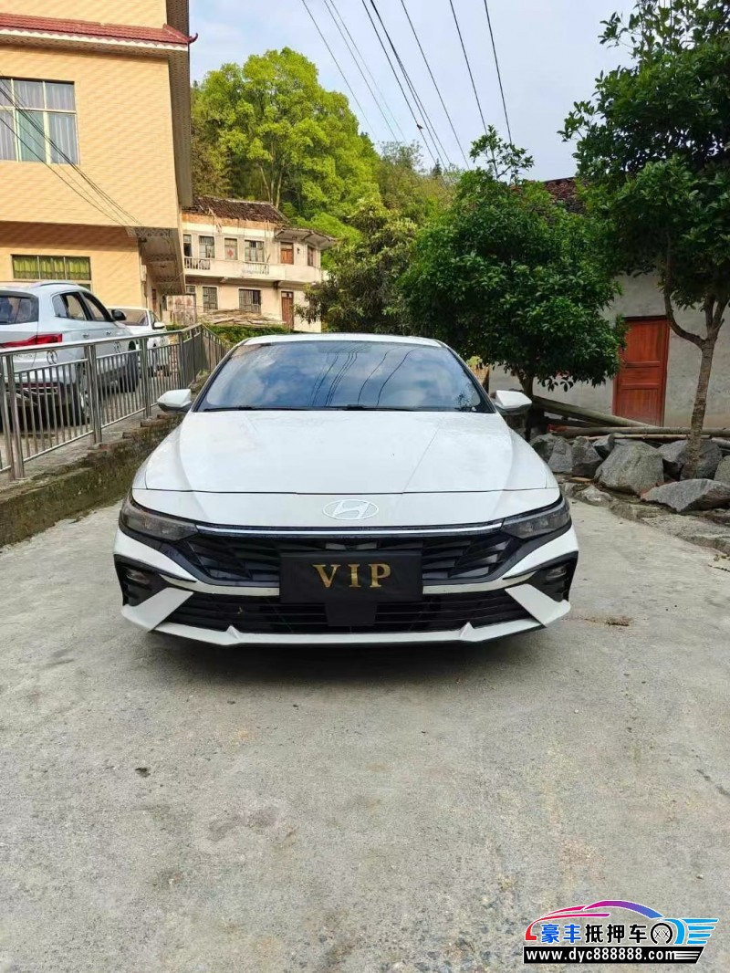 24年现代伊兰特轿车抵押车出售