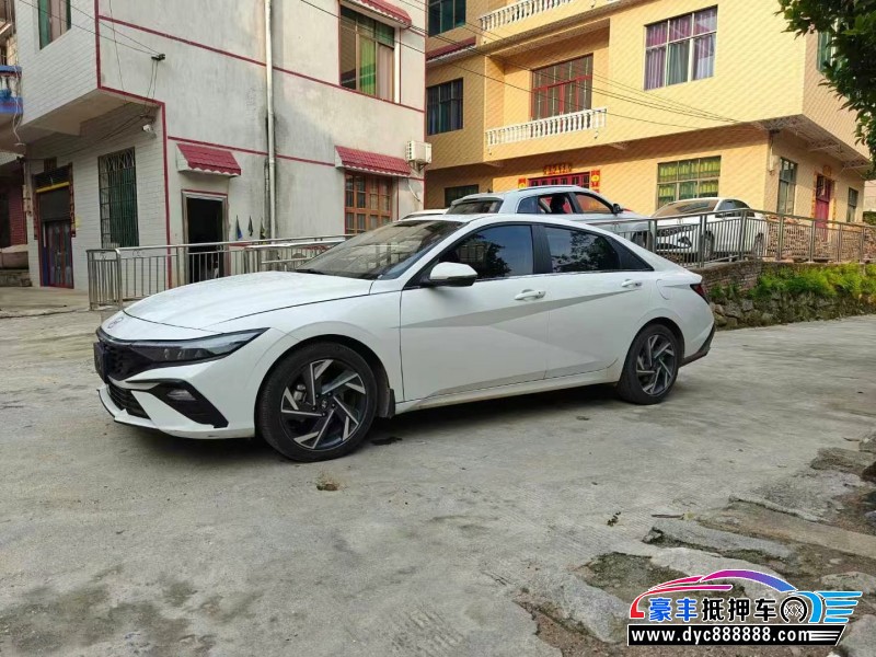 24年现代伊兰特轿车抵押车出售