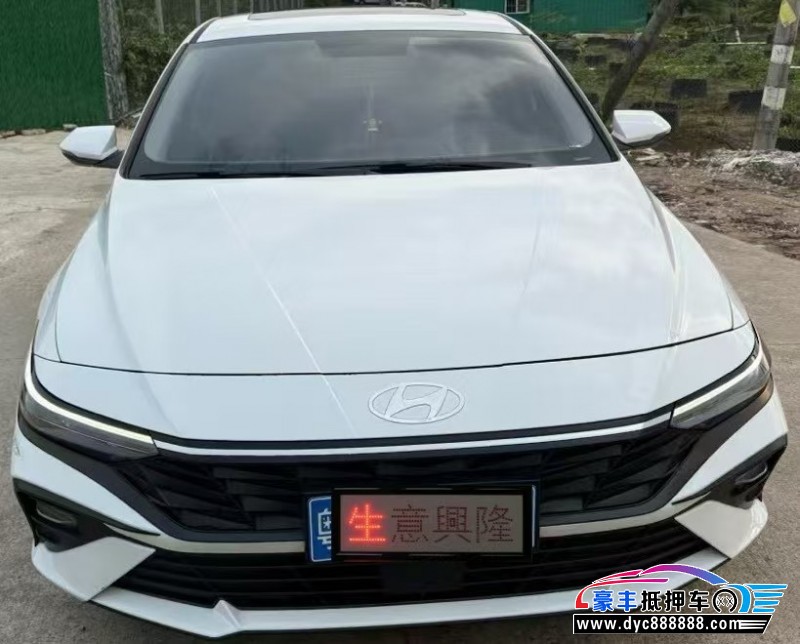 23年现代伊兰特轿车抵押车出售