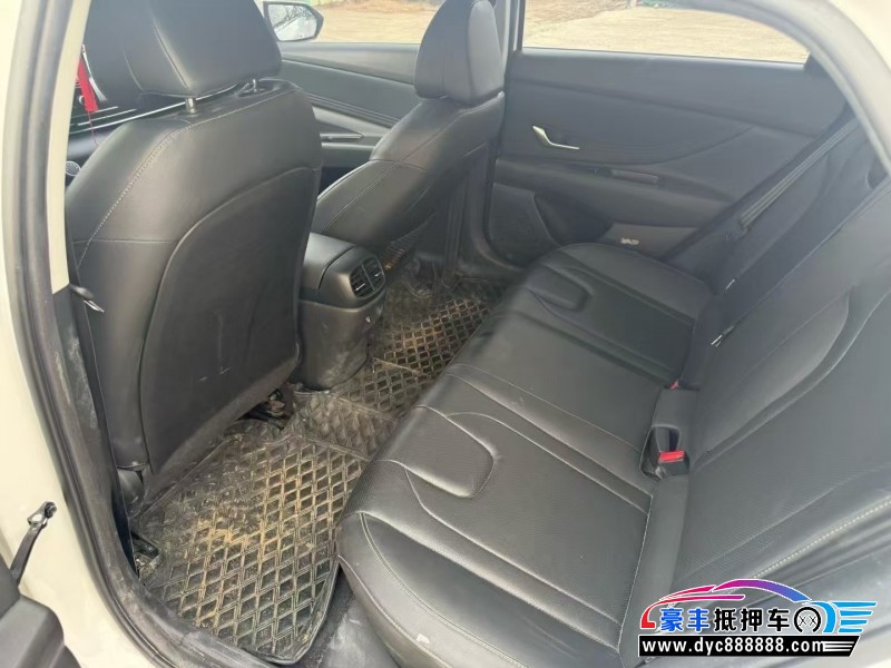 23年现代伊兰特轿车抵押车出售