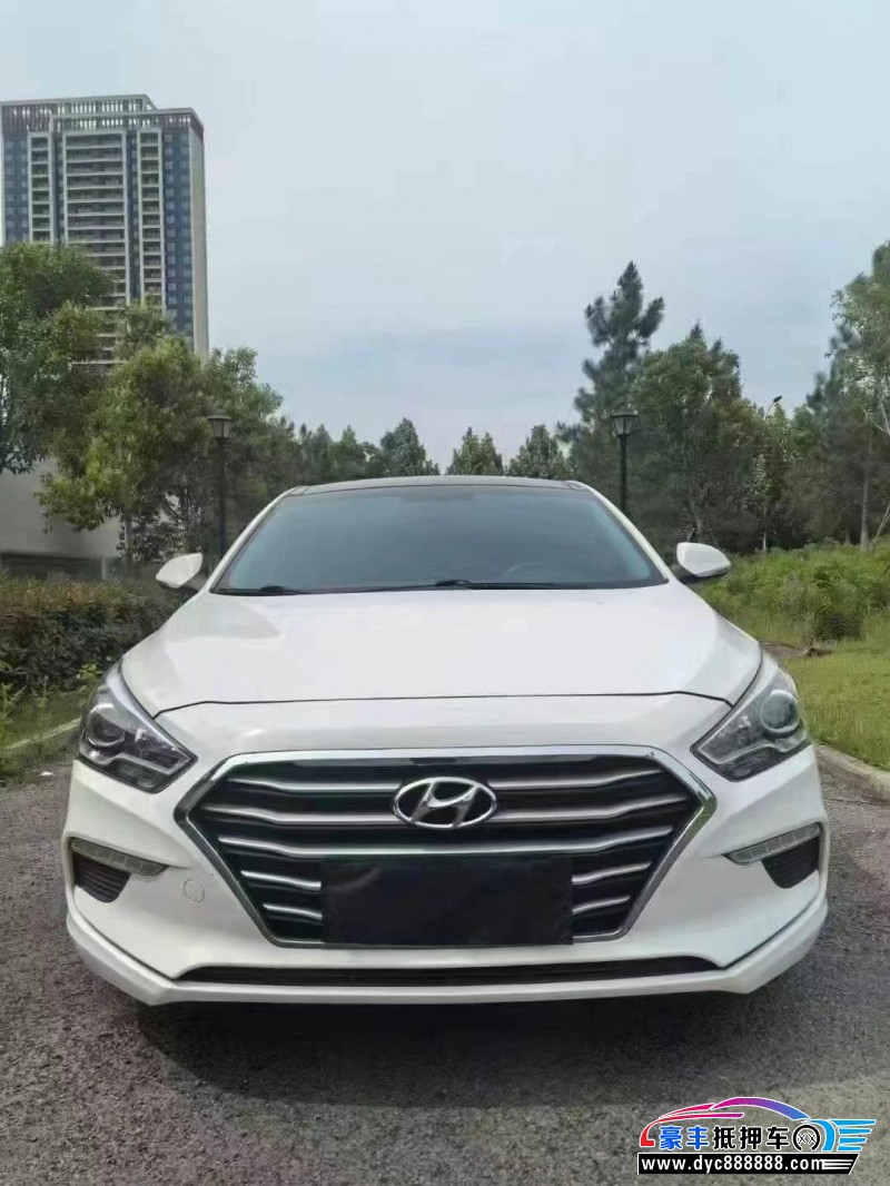 17年现代名图轿车抵押车出售