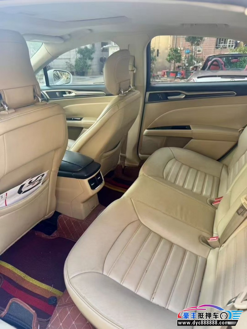 15年福特蒙迪欧轿车抵押车出售