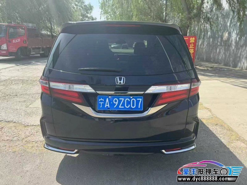 21年本田奥德赛轿车抵押车出售