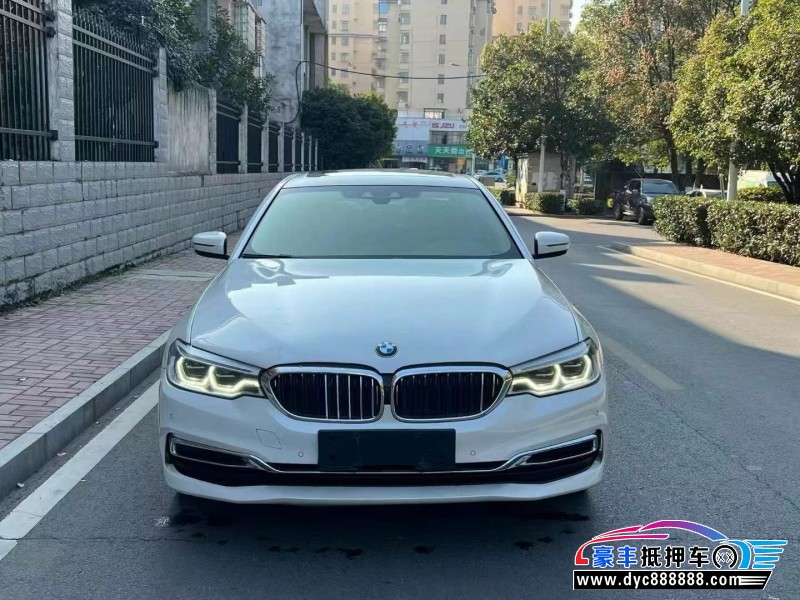 20年宝马5系轿车抵押车出售