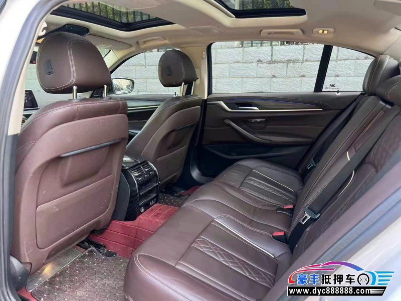 20年宝马5系轿车抵押车出售