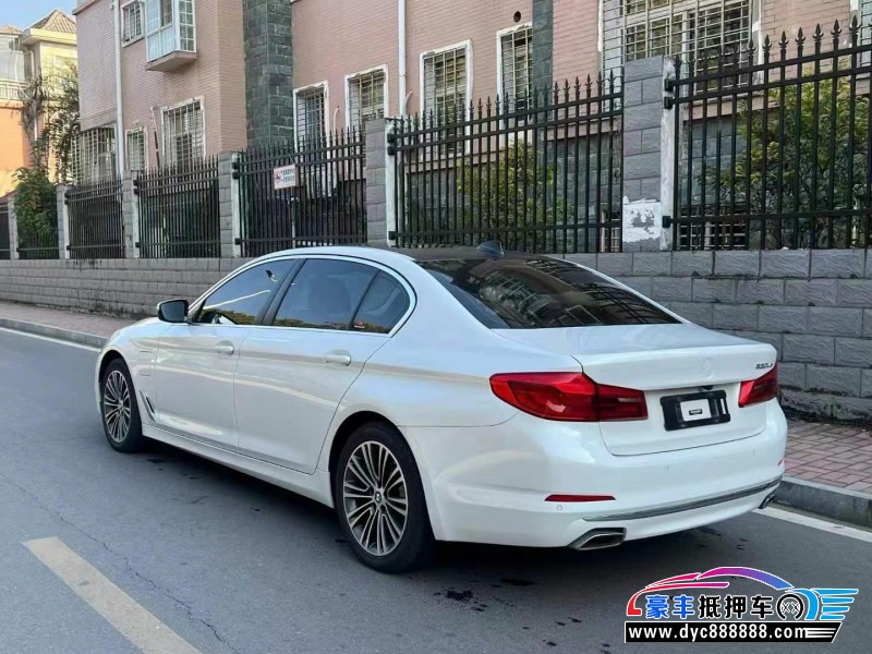 20年宝马5系轿车抵押车出售