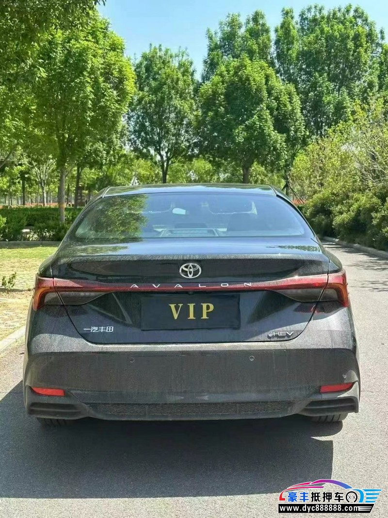 25年丰田亚洲龙轿车抵押车出售