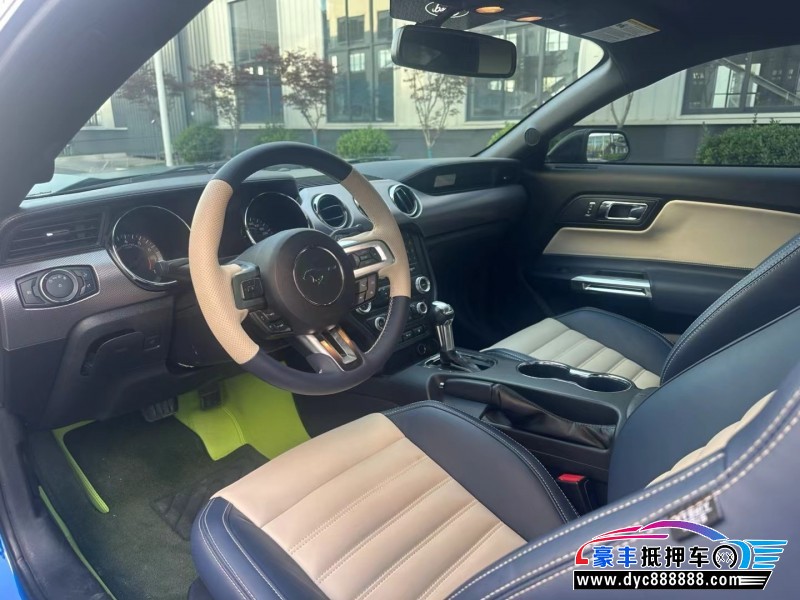 17年福特野马轿车抵押车出售