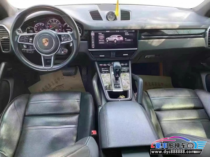 20年保时捷卡宴轿车抵押车出售