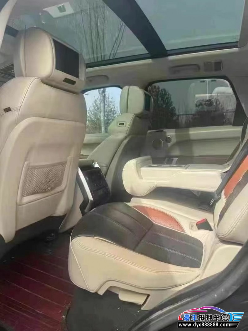 14年路虎揽胜运动轿车抵押车出售