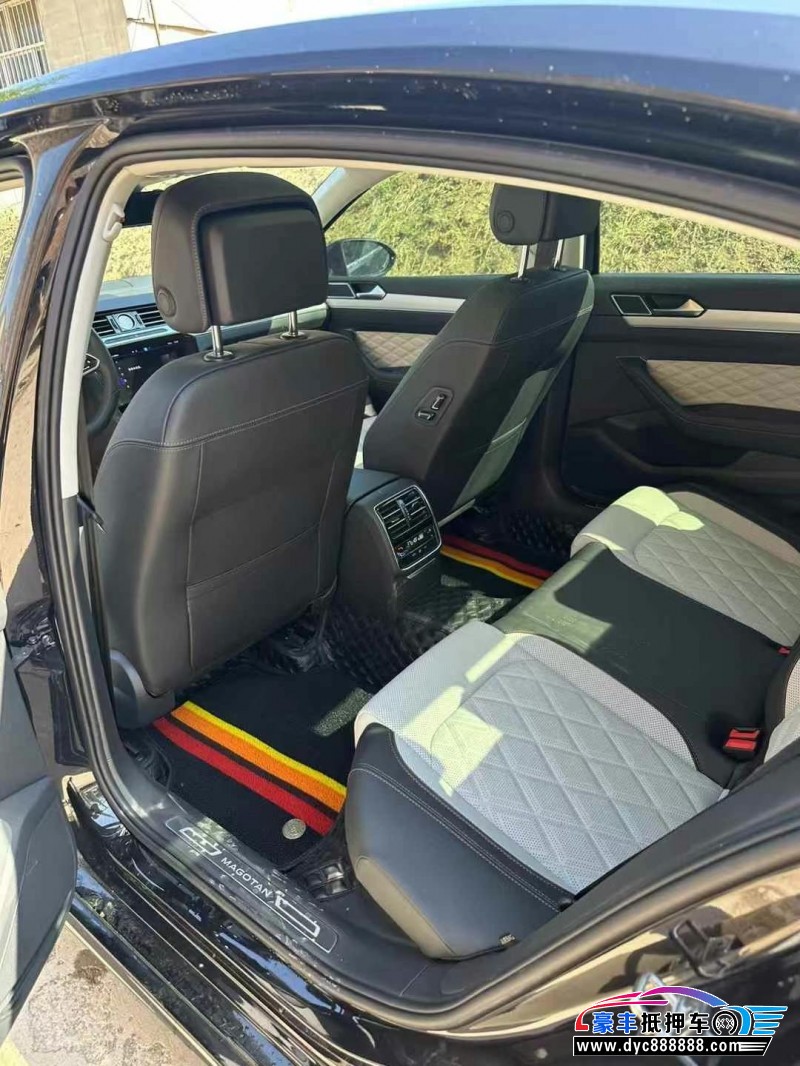 24年大众迈腾轿车抵押车出售