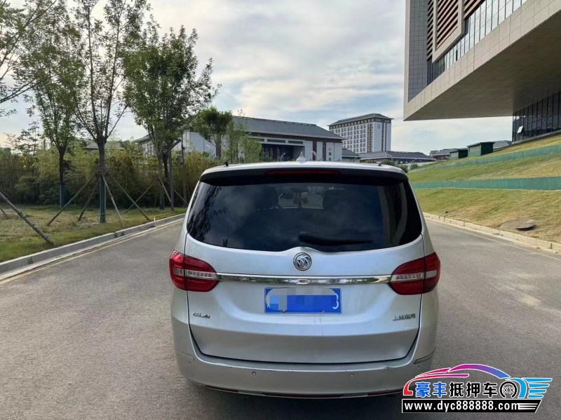 14年别克GL8轿车抵押车出售