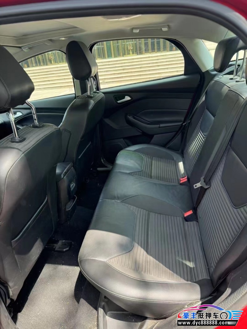 17年福特福克斯轿车抵押车出售