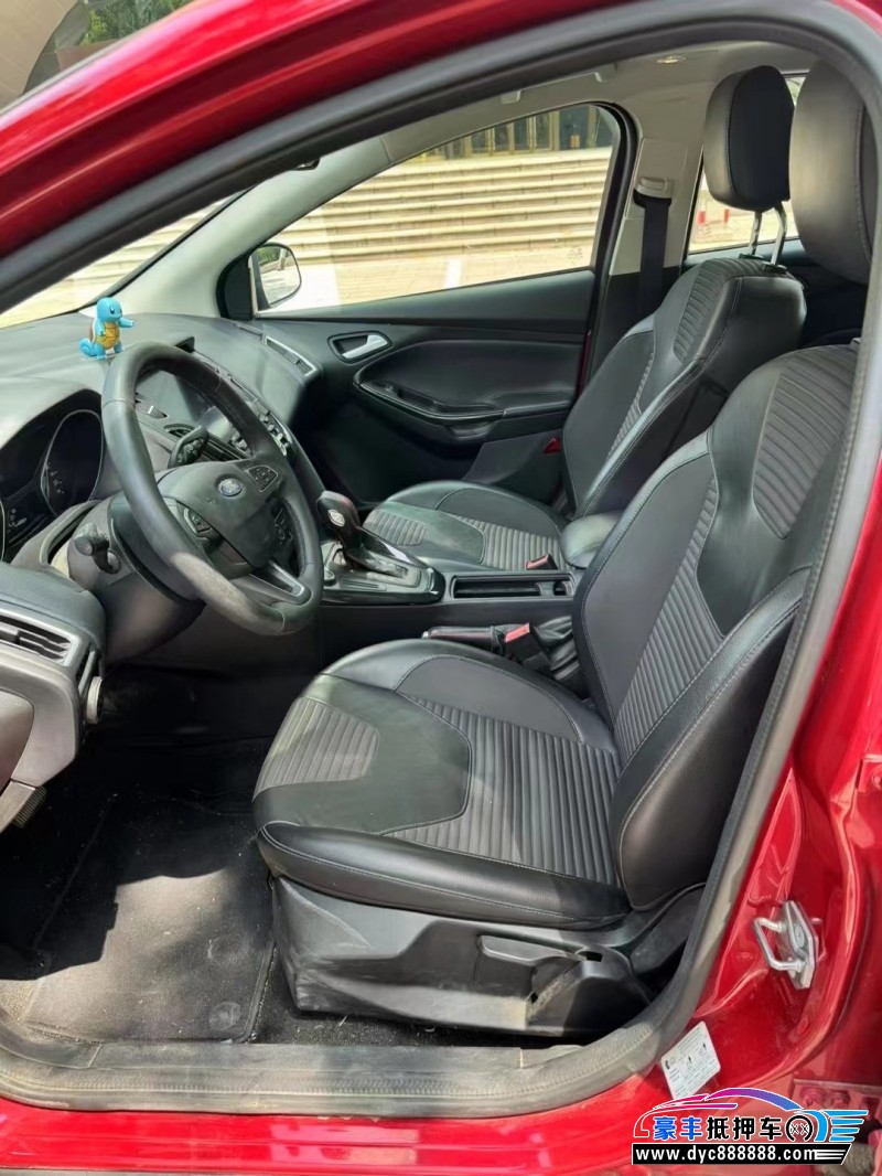 17年福特福克斯轿车抵押车出售