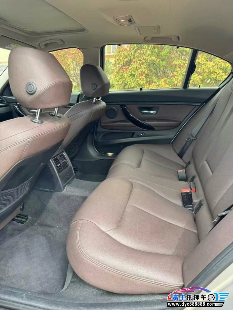 18年宝马3系轿车抵押车出售