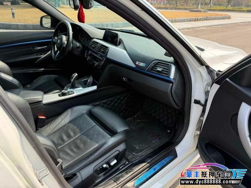 18年宝马3系轿车抵押车出售