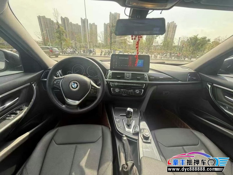 17年宝马3系轿车抵押车出售