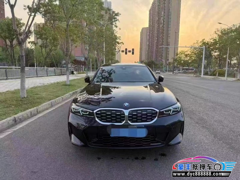 24年宝马3系轿车抵押车出售