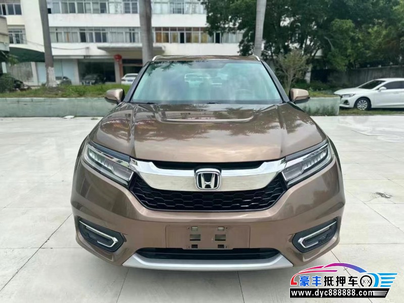 17年本田冠道轿车抵押车出售