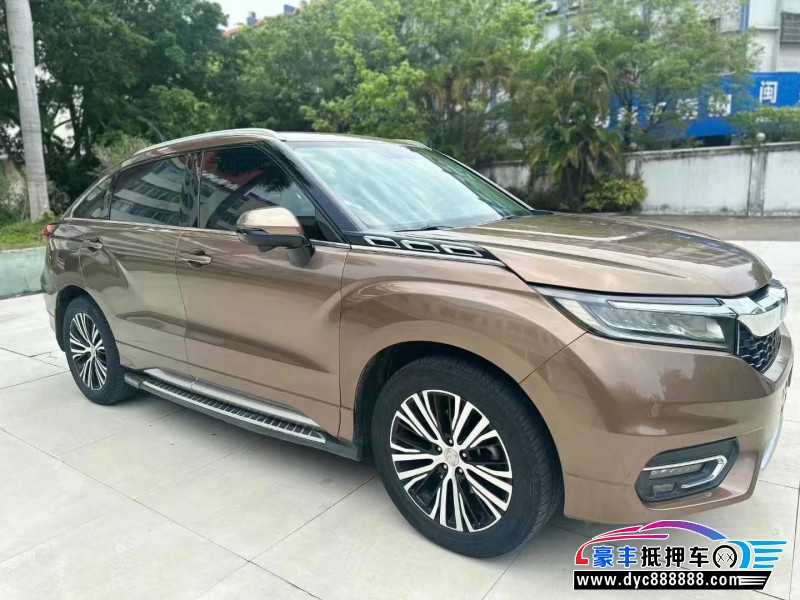 17年本田冠道轿车抵押车出售