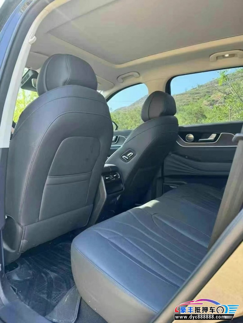 25年奇瑞风云轿车抵押车出售