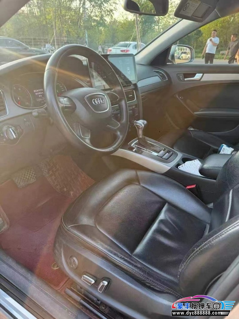 14年奥迪A4轿车抵押车出售