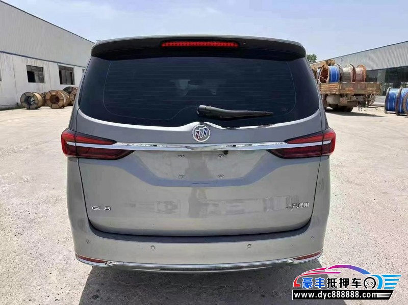 24年别克GL8轿车抵押车出售