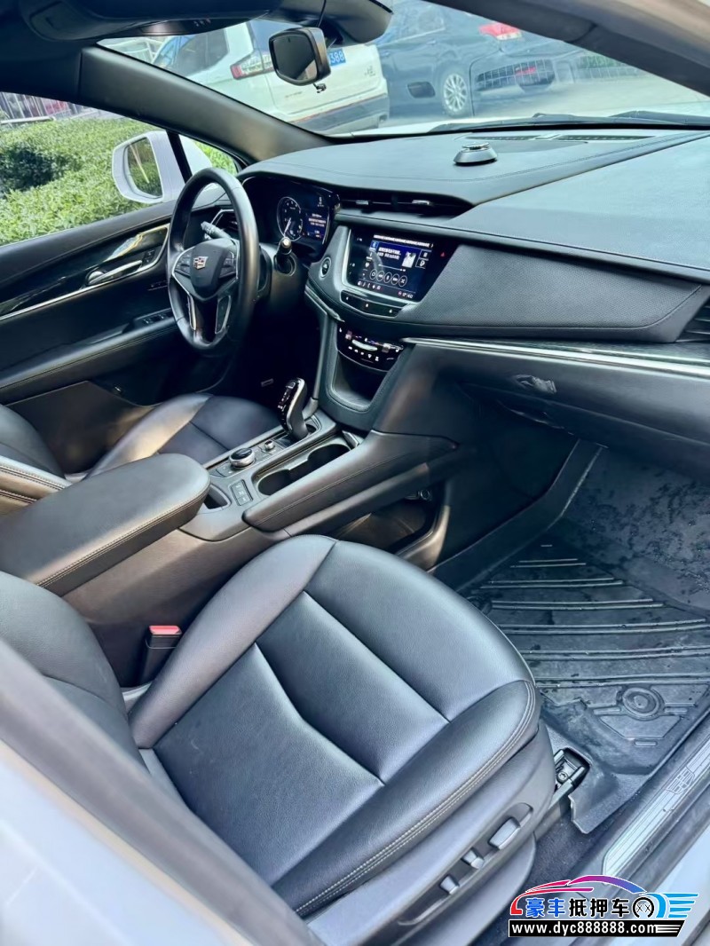 22年凯迪拉克XT5SUV抵押车出售