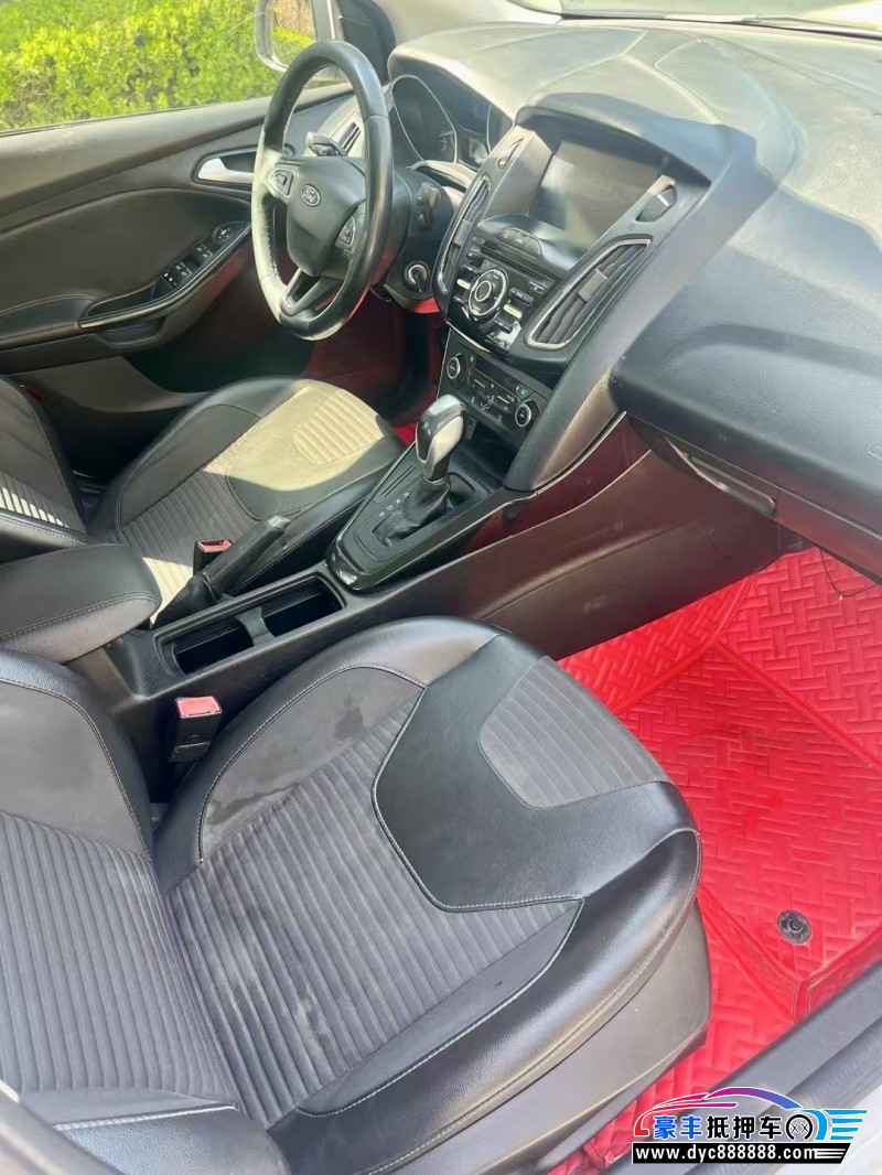 16年福特福克斯轿车抵押车出售