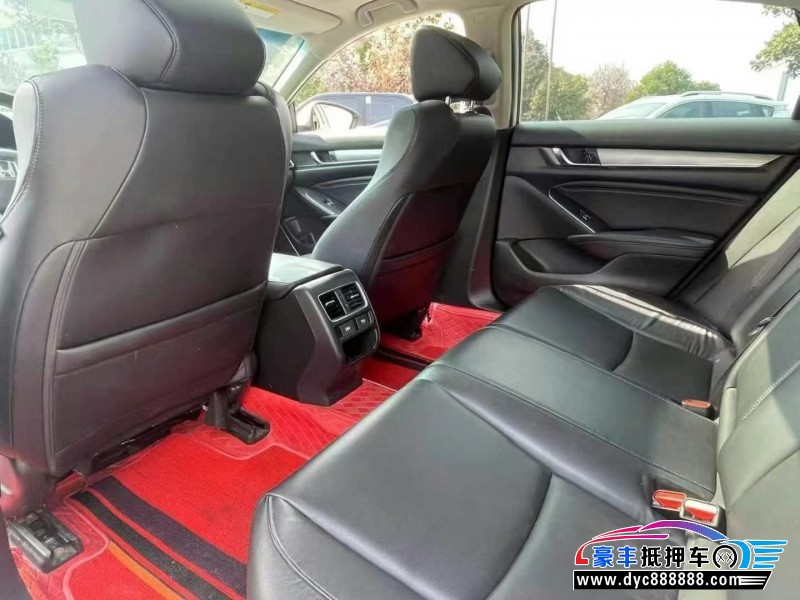 23年本田雅阁轿车抵押车出售