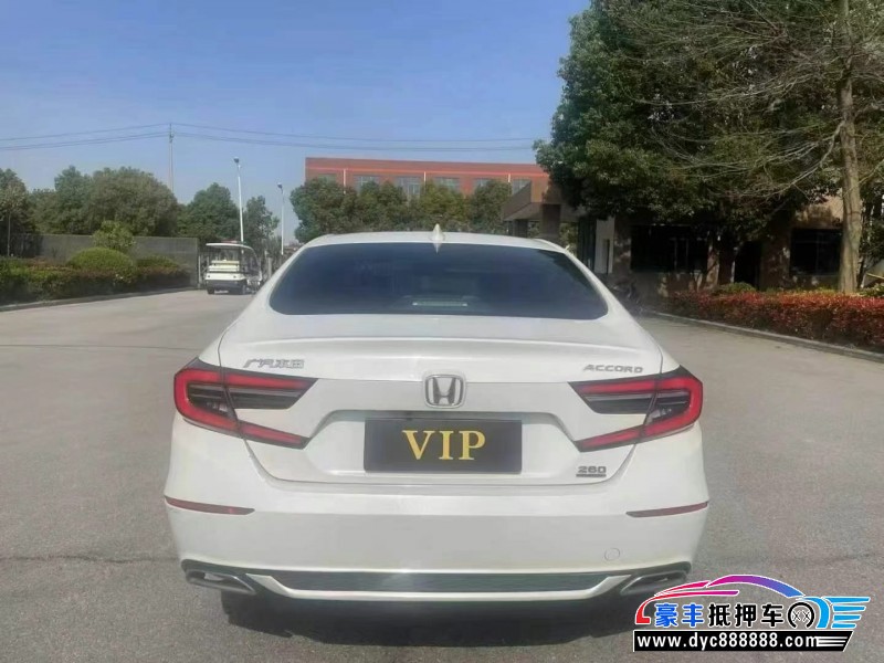 23年本田雅阁轿车抵押车出售