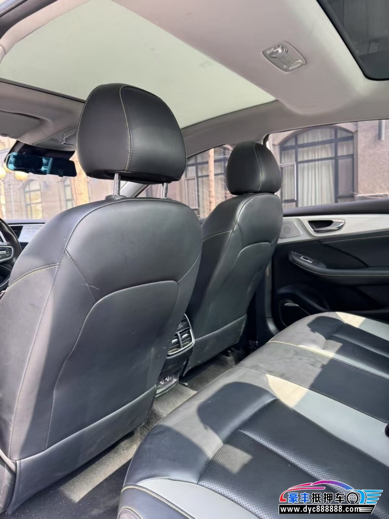 21年荣威i6轿车抵押车出售