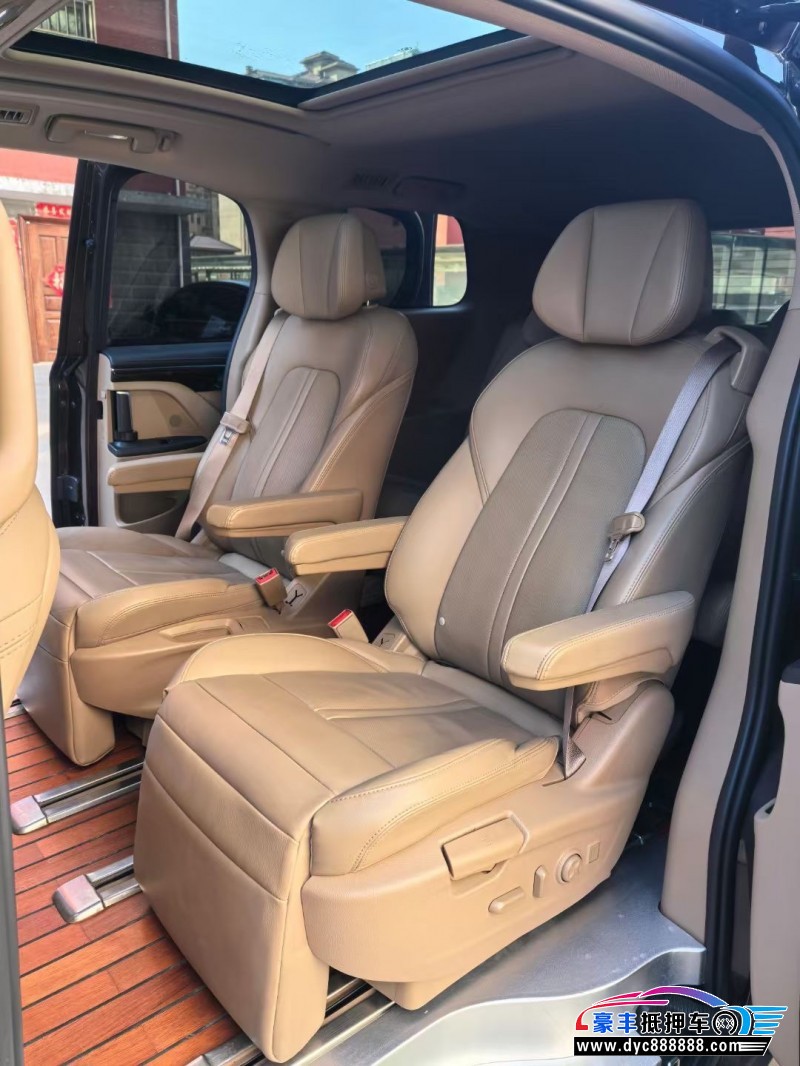 21年别克GL8轿车抵押车出售