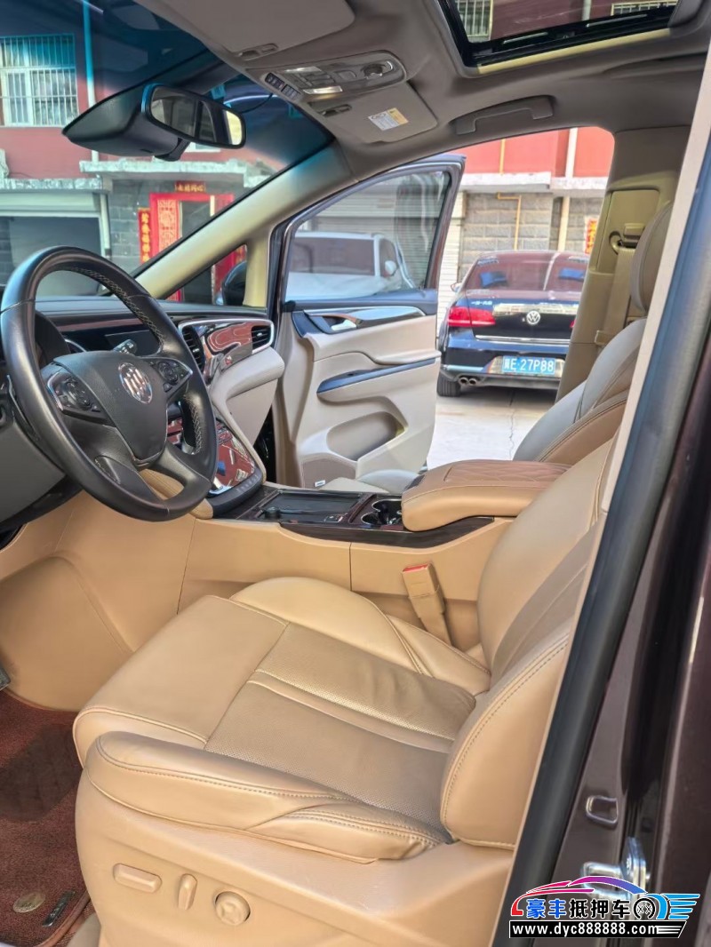 21年别克GL8轿车抵押车出售