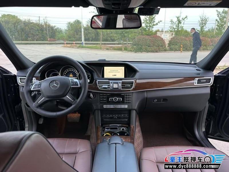 14年奔驰E轿车抵押车出售