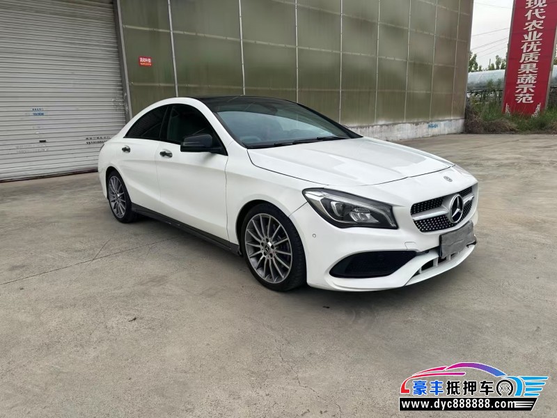 18年奔驰CLA轿车抵押车出售