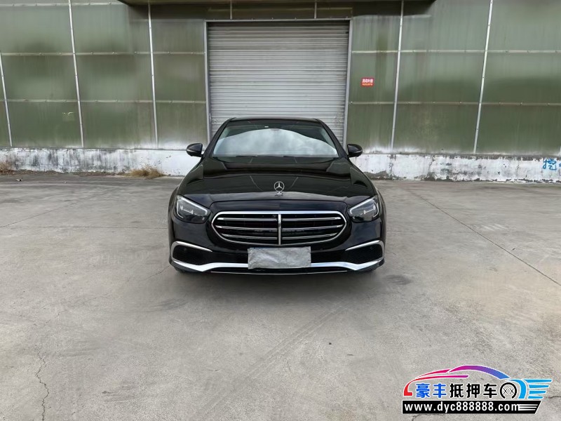22年奔驰E轿车抵押车出售