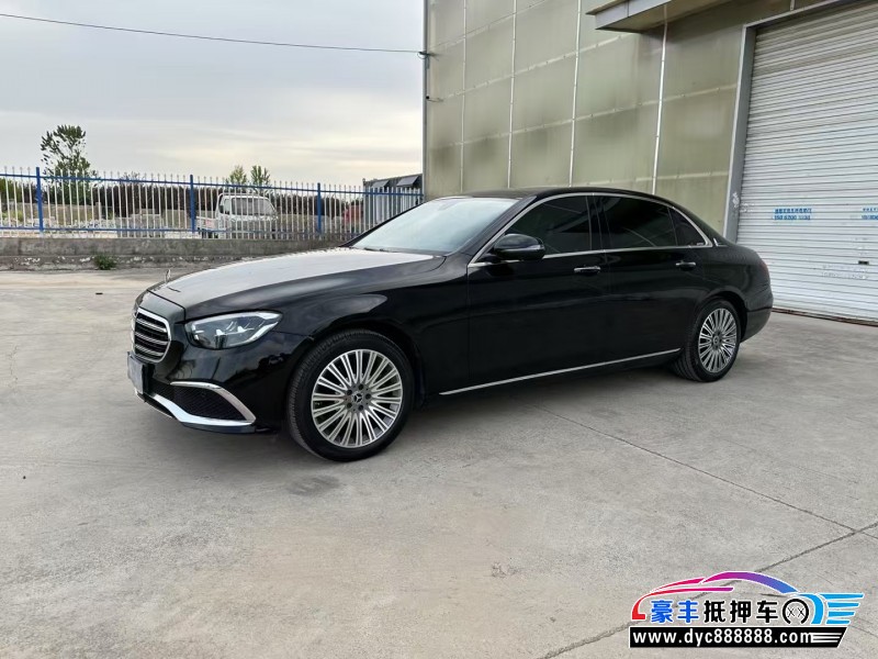 22年奔驰E轿车抵押车出售