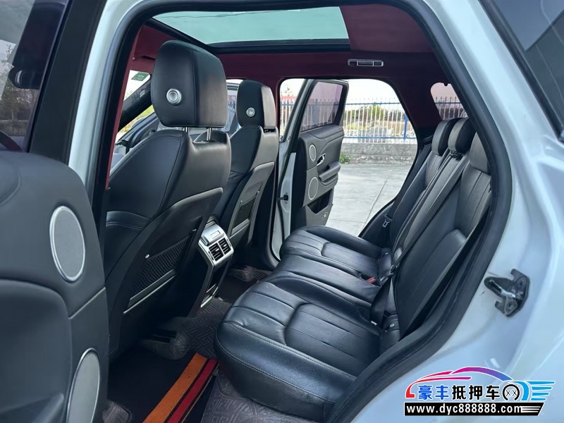 16年路虎揽胜极光轿车抵押车出售